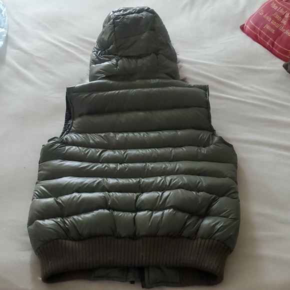 American eagle green vest - Picture 10 of 10